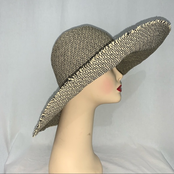 American Eagle Outfitters Women’s Floppy Hat - Picture 4 of 7